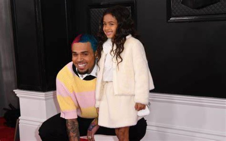 chris brown nia guzman royalty brown