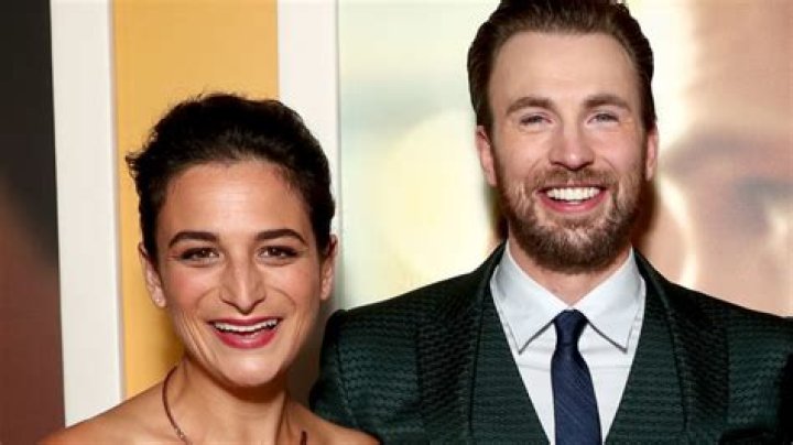 Chris Evans & Jenny Slate Already Broken Up? Why He’s ‘Cringing’ Over Relationship