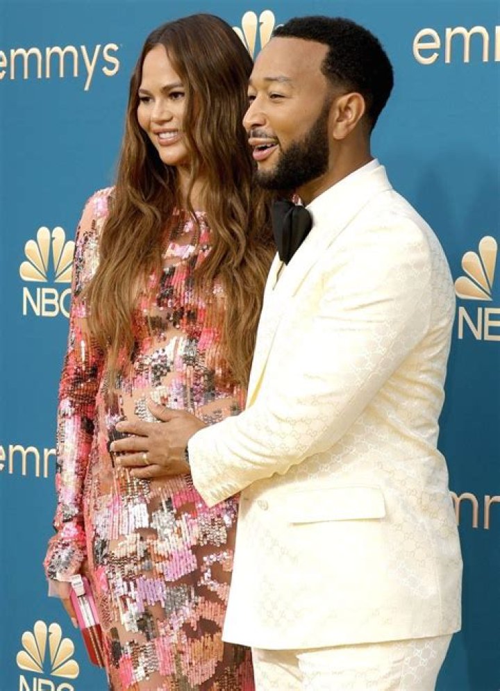 Chrissy Teigen Seen In 1st Pic Since Miscarriage As John Legend Dedicates New Song To Her