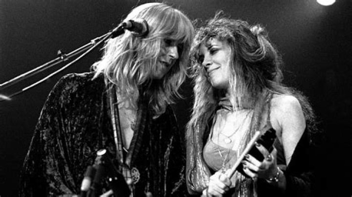 Christine McVie & Stevie Nicks in 2018