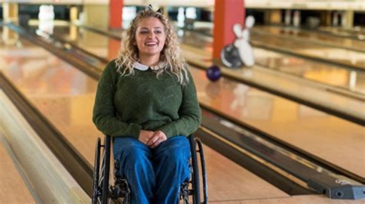 ‘Christmas Ever After’ Ali Stroker On Making History In Lifetime Movie – Hollywood Life