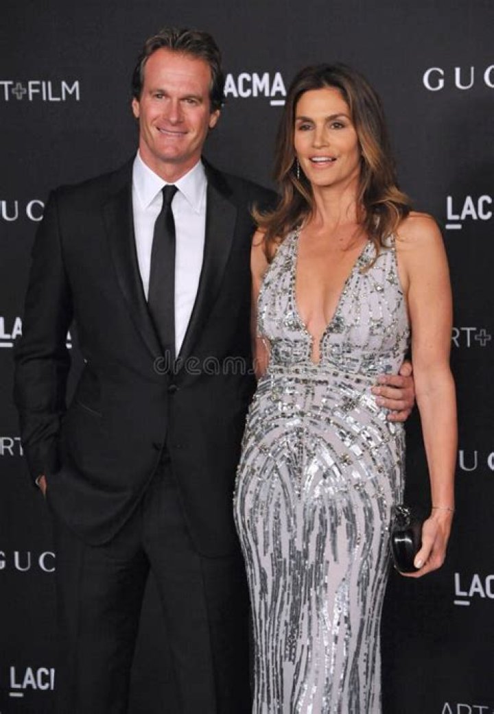 Cindy Crawford & Rande Gerber Do Disco