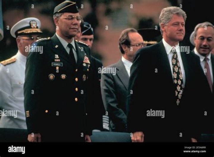 Colin Powell, Bill Clinton