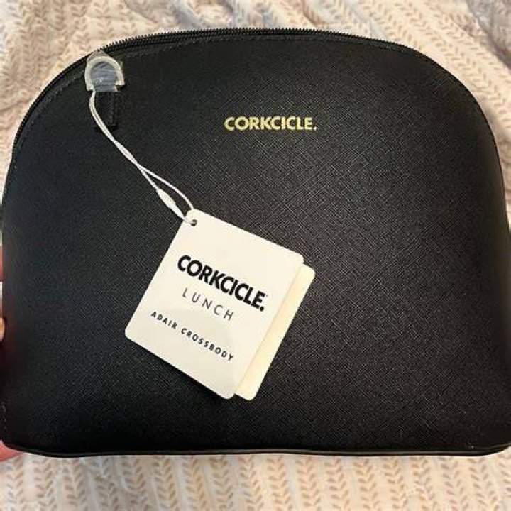 Corkcicle Adair Crossbody