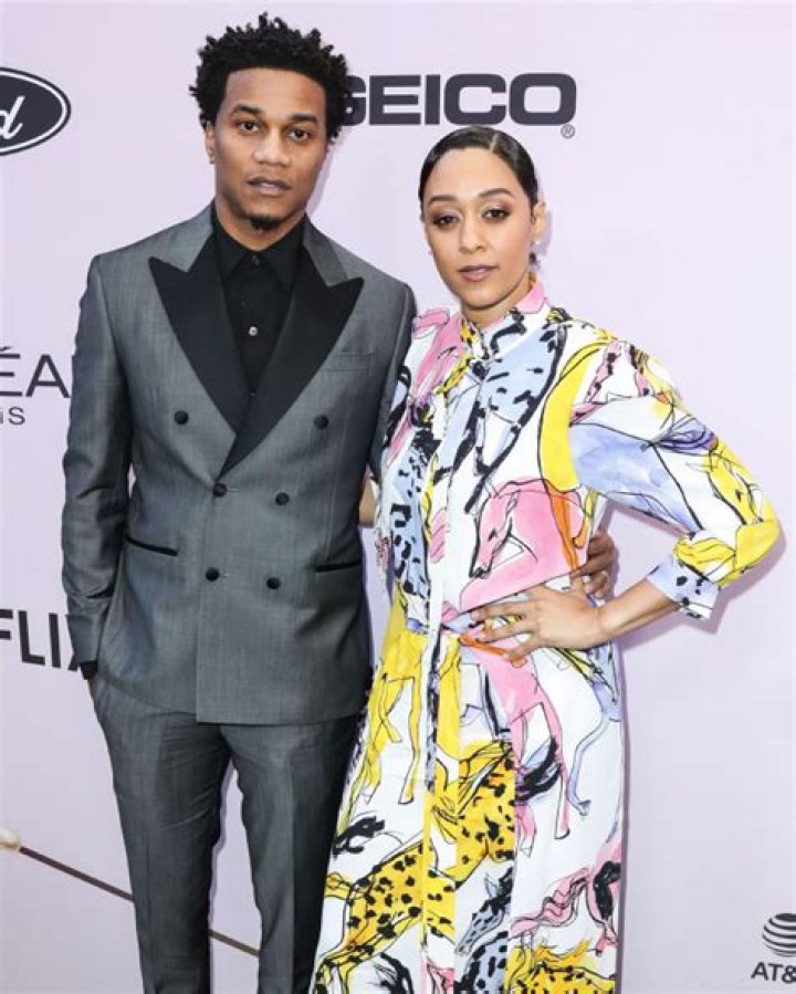 Cory Hardrict Reacts To Cheating Rumors Following Tia Mowry Divorce – Hollywood Life