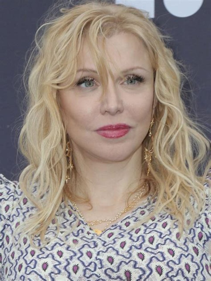 Courtney Love Celebrity Profile – Hollywood Life