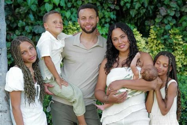 Curry Family At The &lsquo;Lion King&rsquo; Premiere