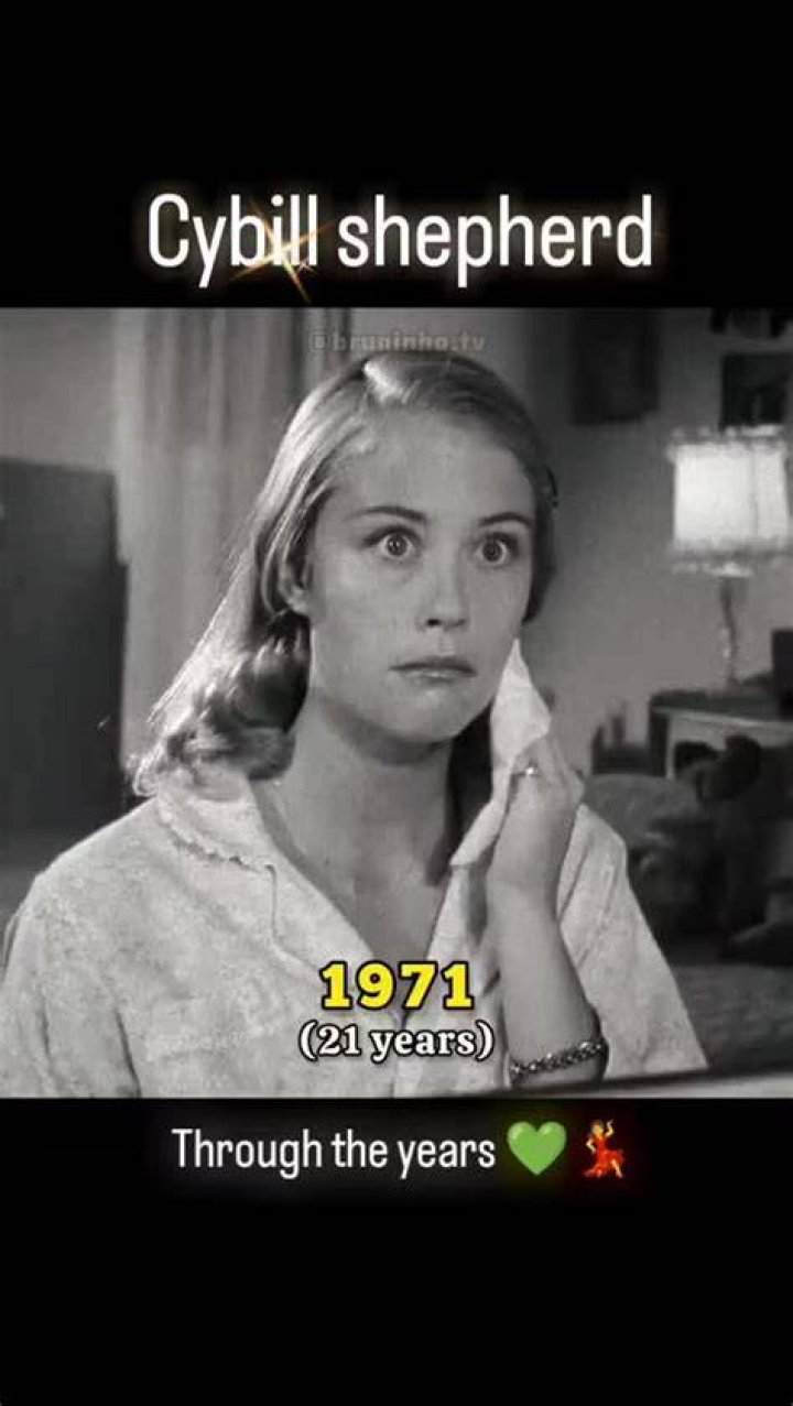 Cybill Shepherd Through The Years: Photos Of &lsquo;Moonlighting&rsquo; Star