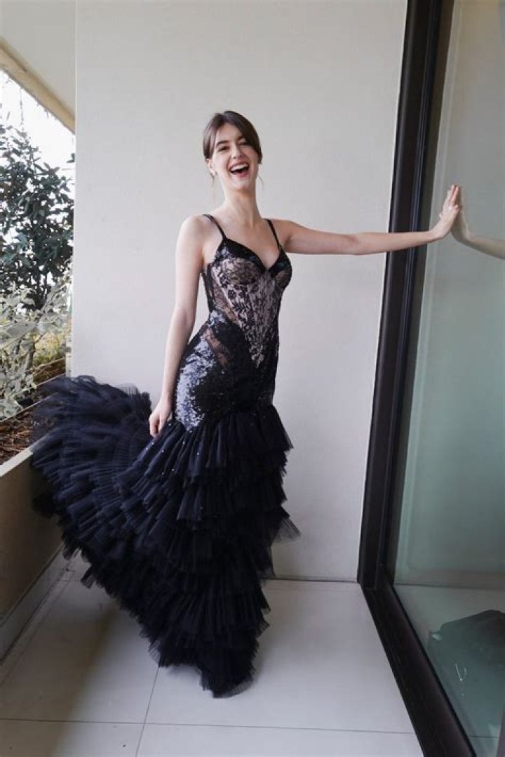 Daisy Edgar-Jones at 2023 Golden Globes