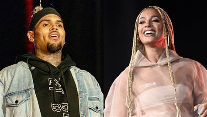 DaniLeigh’s Reaction To Chris Brown’s Flirty Comment Revealed – Hollywood Life