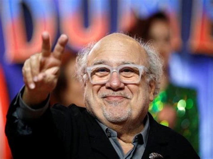 Danny DeVito Urges New Yorkers To ‘Stay Home’ In New Video: Watch – Hollywood Life