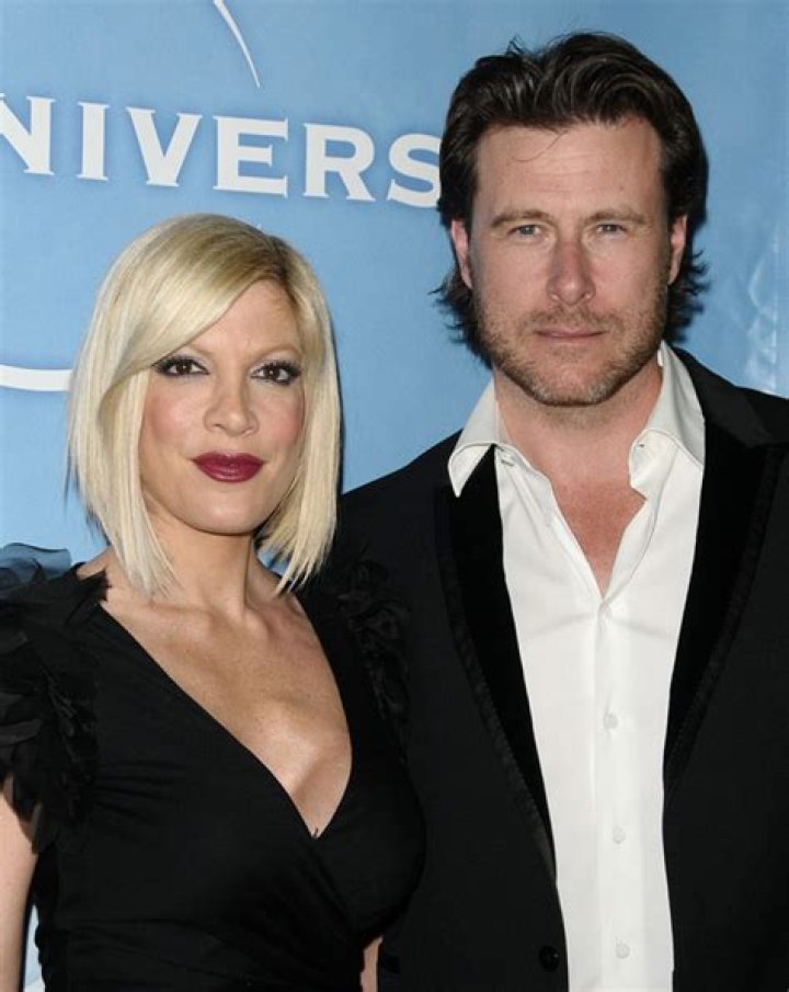 Dean McDermott Cheats With Five Women — Actor Betrays Tori Spelling – Hollywood Life
