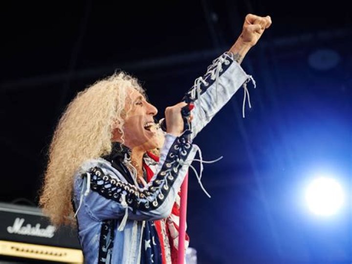 Dee Snider Won&rsquo;t Take It