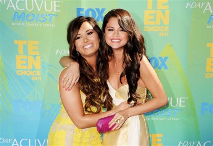 demi lovato, selena gomez