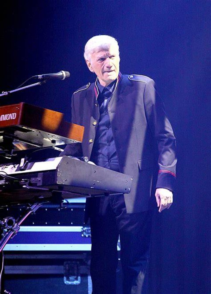 Dennis DeYoung Reveals How He Teamed Up With Tom Morello On New Album ’26 East Vol. 2’