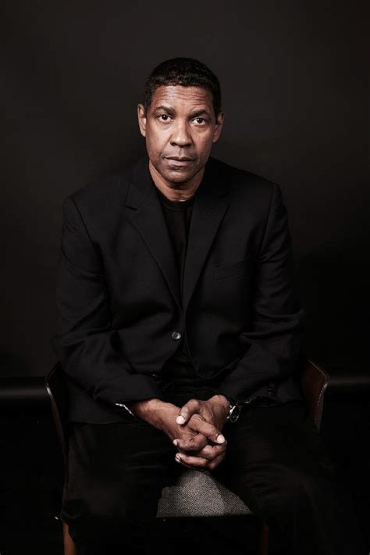 Denzel Washington Poses For Deadline