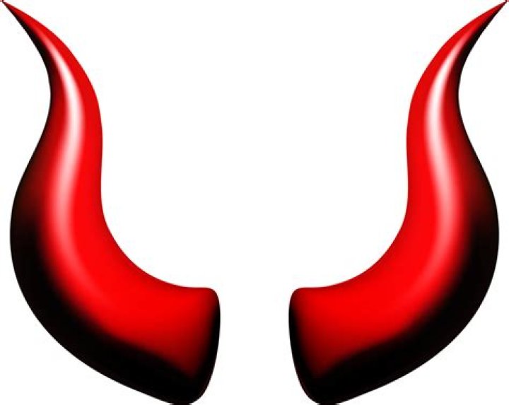 devil horns