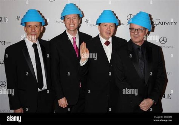 DEVO in 2014