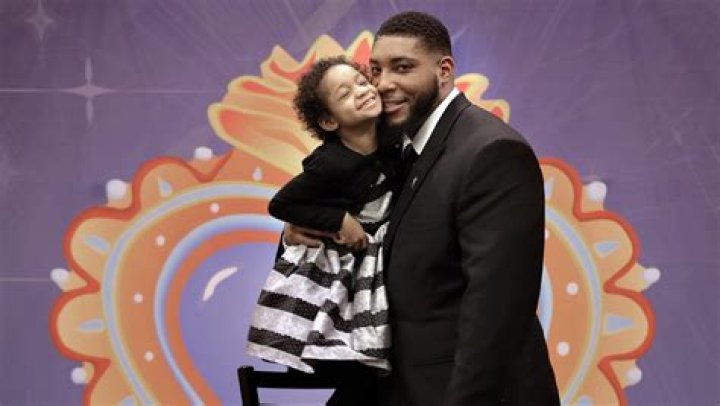 Devon Still & Daughter — PICS