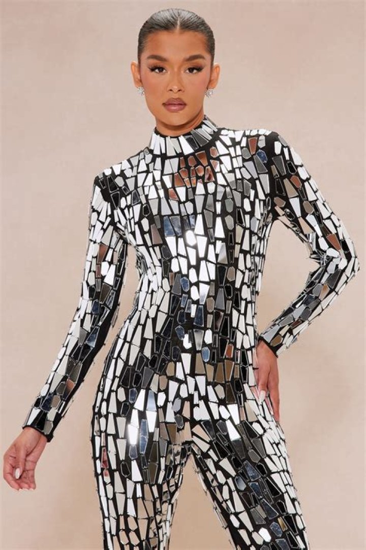 Dolly Parton&rsquo;s Mirrored Jumpsuit