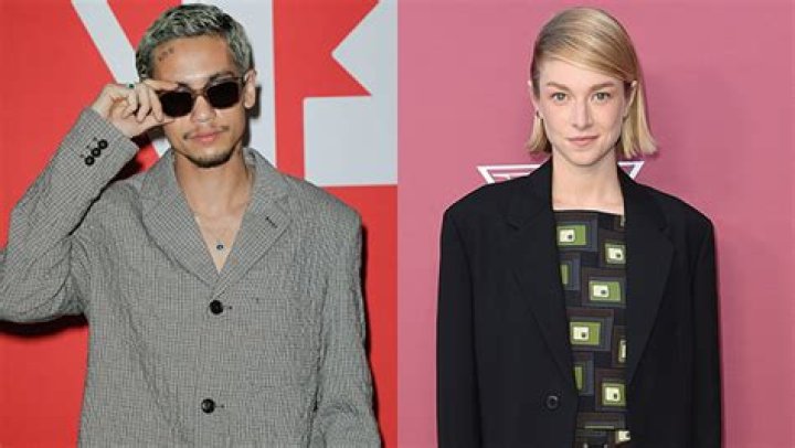 Dominic Fike & Hunter Schafer Kiss, Seemingly Confirming Romance – Hollywood Life