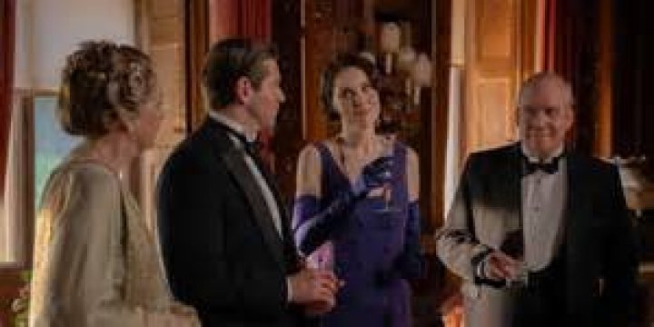 ‘Downton Abbey: A New Era’ Trailer: The Dowager’s Been Hiding Huge Secrets All These Years