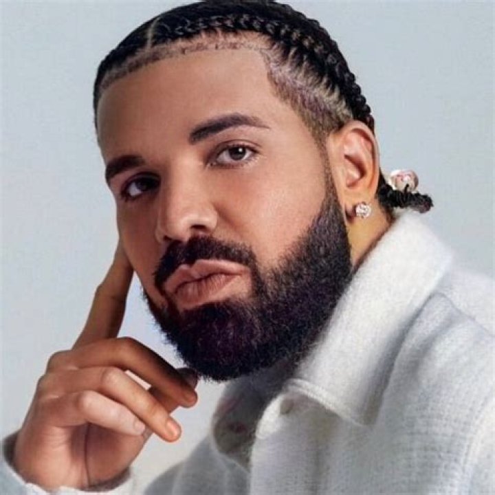 Drake postpones release date of new album