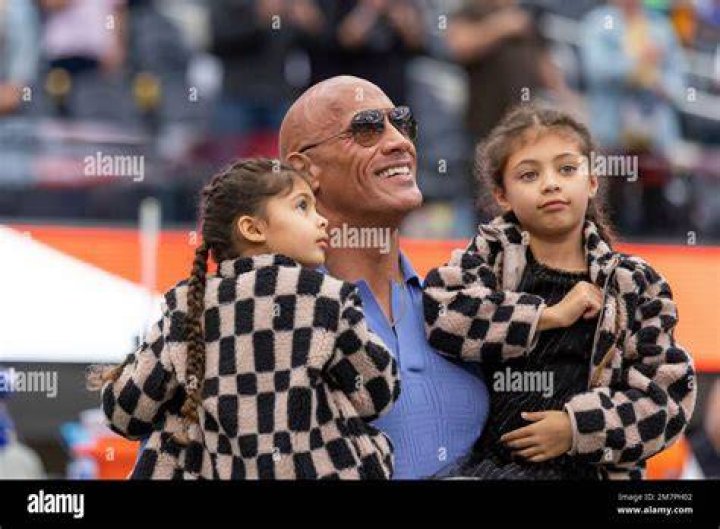 Dwayne Johnson & daughter Jasmine