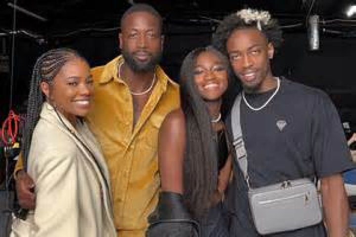 Dwyane Wade Poses In His Birthday Suit & His Kids React – Hollywood Life