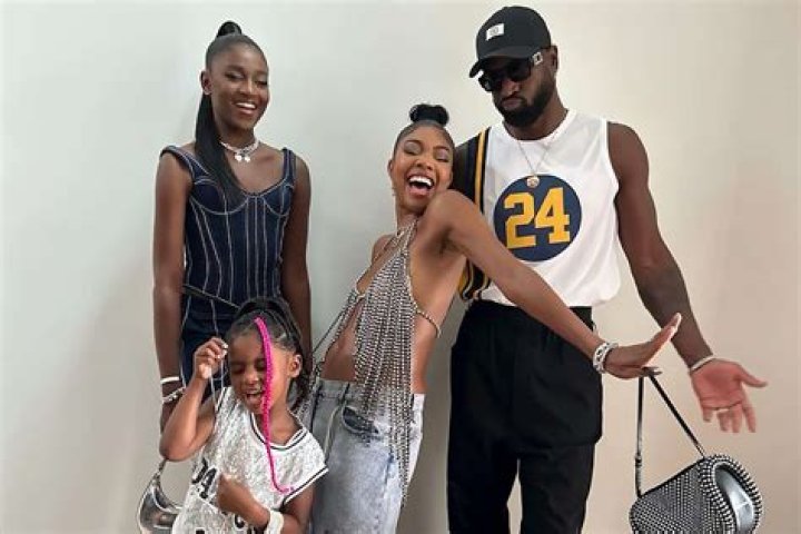 Dwyane Wade’s Pink Hair Makeover Shocks Fans: Pic – Hollywood Life