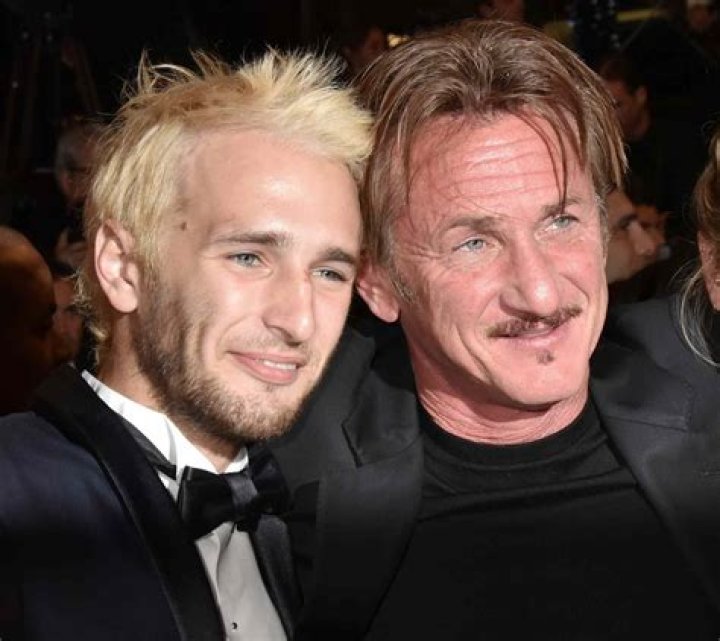 Dylan Penn & dad Sean Penn