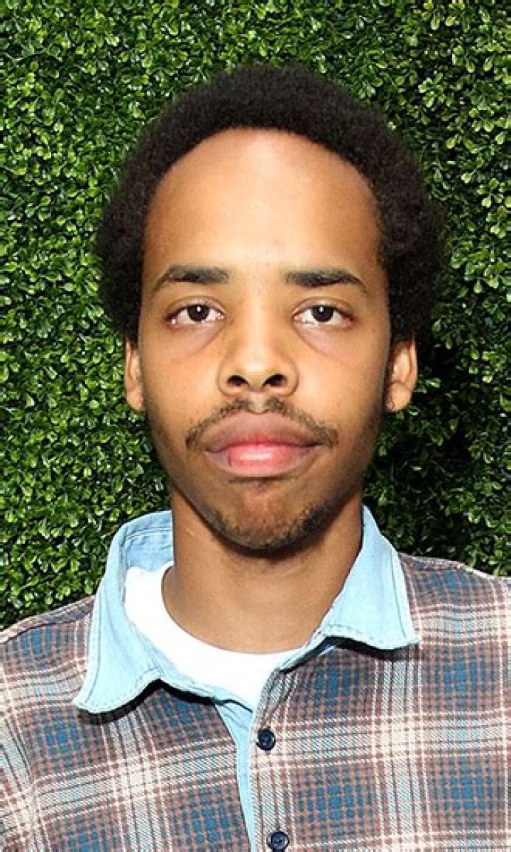 Earl Sweatshirt Celebrity Profile – Hollywood Life
