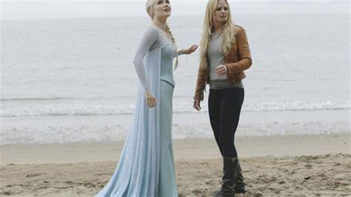Elsa & Anna Reunited — Season 4 Episode 10 Recap – Hollywood Life