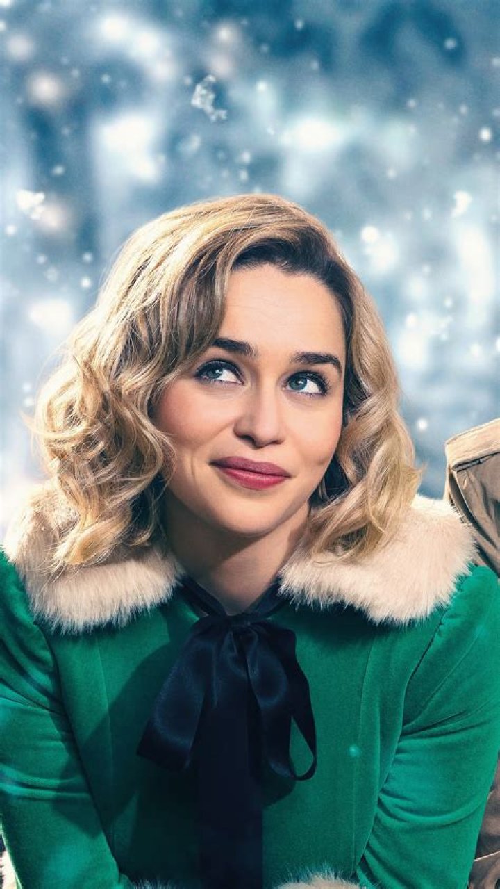 Emily Reveals ‘I’m Amanda Clarke’ — Season 4 Episode 18 Recap – Hollywood Life