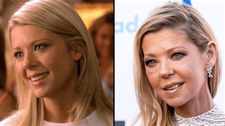 EXCLUSIVE: American Pie actress Tara Reid wears a pink bikini as she hits the beach with friends in Miami. 11 May 2021 Pictured: Tara Reid. Photo credit: MEGA TheMegaAgency.com +1 888 505 6342 (Mega Agency TagID: MEGA753576_005.jpg) [Photo via Mega Agency]