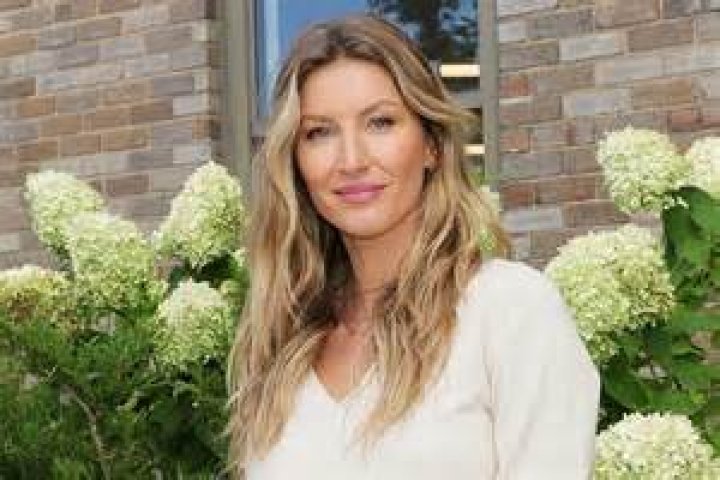 EXCLUSIVE: Gisele B&uuml;ndchen ditches her wedding band as she takes her two children to a gym in Miami amid reports she and husband Tom Brady are headed for divorce. The 42-year-old Brazilian beauty, wearing a white vest top and grey sweats, looked downcast as she took Benjamin, 12, and nine-year-old Vivian for a workout. The Victoria's Secret model is reported to have been staying with friends in Miami, while star quarterback Brady, 45, is back in Tampa training with his Buccaneers team mates after Hurricane Ian devastated Floria's west coast. Both are reported to have hired divorce attorneys and are &ldquo;exploring their options&rdquo; regarding their marriage. The pair are said to have been living apart for months. Since rumors of the tensions between the pair first emerged, multiple reports claimed that Brady's decision to U-turn on his retirement earlier this year was the trigger for their marital problems. He had initially quit his career, in part, to focus on his family - as he vowed to spend more time with them since Gisele 'deserves what she needs from me as a husband, and my kids deserve what they need from me as a dad.' Many believed that Brady re-entering the NFL became a bone of contention for B&uuml;ndchen. However, their rift is completely unrelated to the former Patriots' star's football career, DailyMail.com can confirm. B&uuml;ndchen is her husband's 'number one cheerleader' and said she would not care if he played until he was in his 50s. But the friction between the two has still resulted in them living apart from one another. 04 Oct 2022 Pictured: Gisele Bundchen. Photo credit: MEGA TheMegaAgency.com +1 888 505 6342