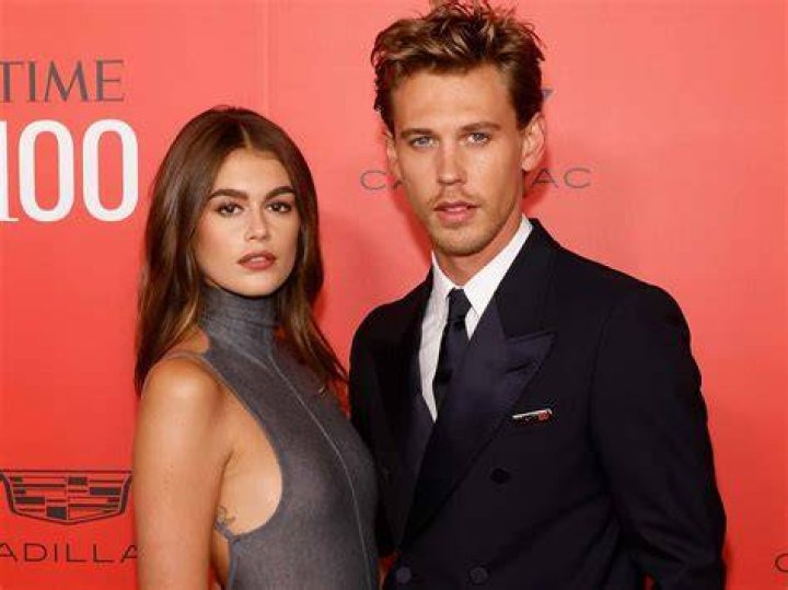 EXCLUSIVE: Kaia Gerber and Austin Butler leave a gym. 08 Jun 2022 Pictured: Kaia Gerber and Austin Butler. Photo credit: MEGA TheMegaAgency.com +1 888 505 6342 (Mega Agency TagID: MEGA866660_013.jpg) [Photo via Mega Agency]