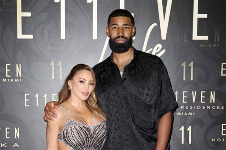 EXCLUSIVE: Larsa Pippen arrives at Paris Hilton's house to celebrate her 39th birthday party in Los Angeles. 21 Feb 2020 Pictured: Larsa Pippen. Photo credit: iamKevinWong/Photog Group/MEGA TheMegaAgency.com +1 888 505 6342 (Mega Agency TagID: MEGA614645_002.jpg) [Photo via Mega Agency]