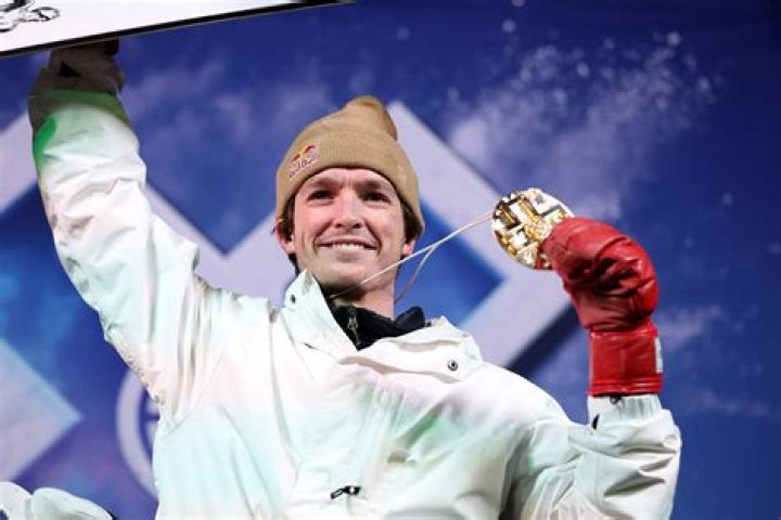 Facts About Snowboarder Going For Gold At Olympics – Hollywood Life