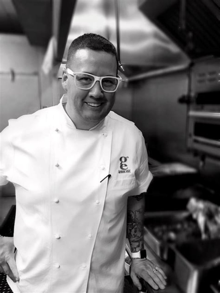 Family Food Fight&rsquo;s GRAHAM ELLIOT, CAT CORA, AYESHA CURRY