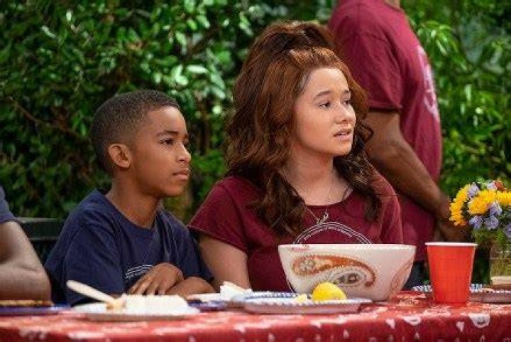 ‘Family Reunion’ Season 2 Scoop From Talia Jackson & More — Interview – Hollywood Life