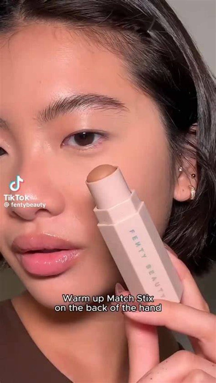 fenty-contour
