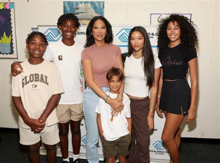 Find Out About Her 5 Children – Hollywood Life