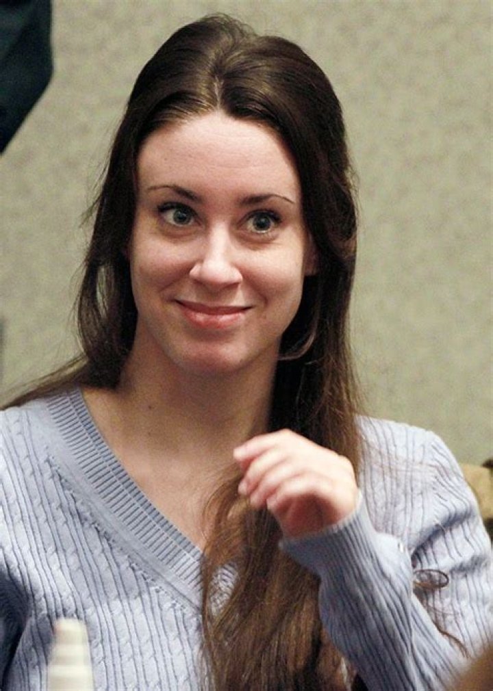 First Pictures After Claims She Traded Sex Favors For Legal Help – Hollywood Life