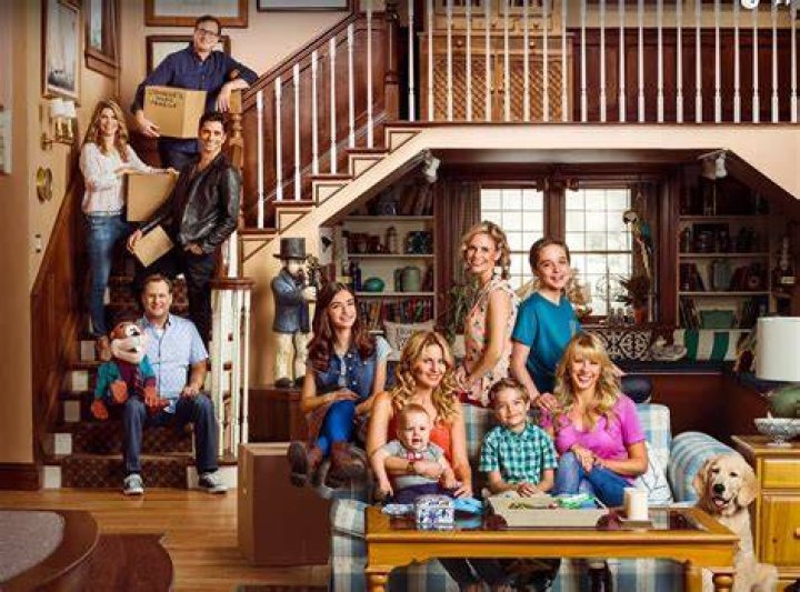 Full House References In Fuller House