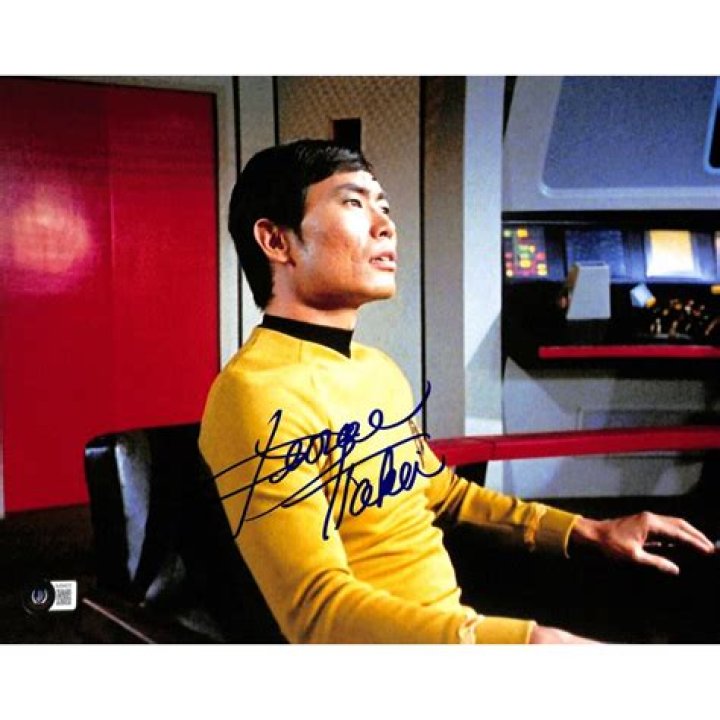 George Takei Body Shames William Shatner After Historic Space Flight – Hollywood Life