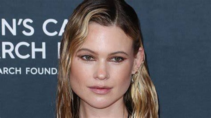 Get Behati Prinsloo’s Supermodel Skin With the Same ‘Refreshing’ Facial Mist She Uses