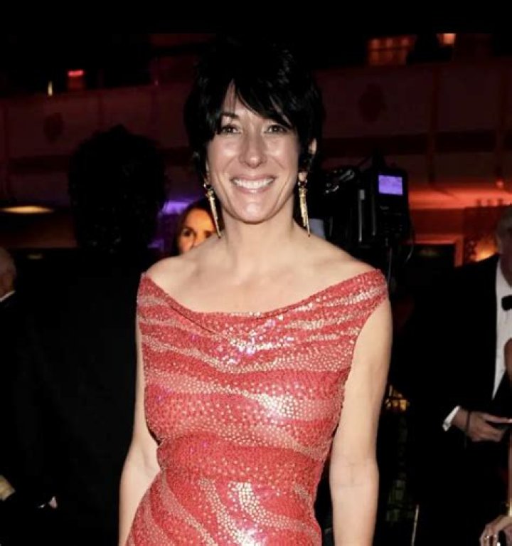 Ghislaine Maxwell: Photos – Hollywood Life