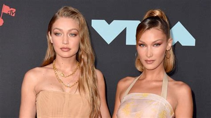 Gigi and Bella Hadid