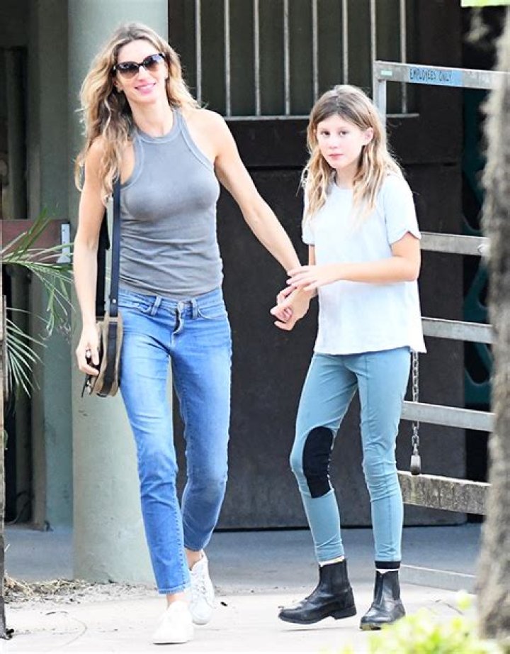 Gisele Bundchen daughter Vivian